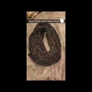 Infinity scarf